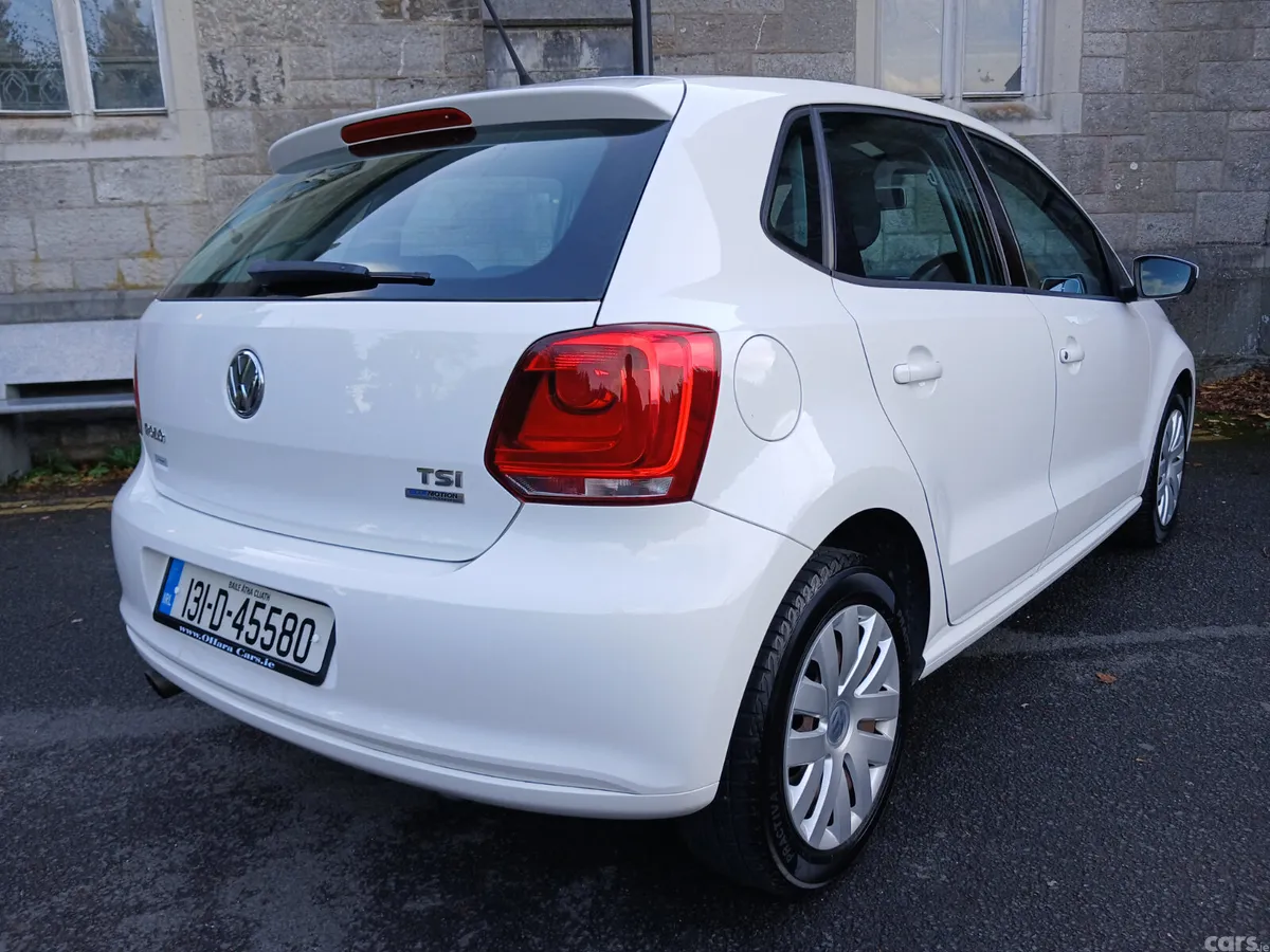 Volkswagen Polo Hatchback, Petrol, 2013, White