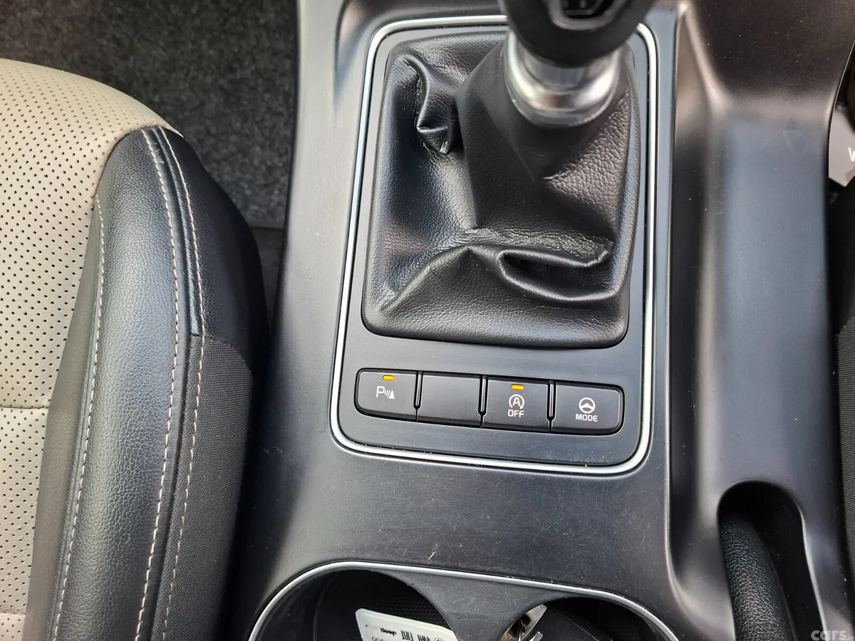 Kia Sorento SUV, Diesel, 2019, Grey