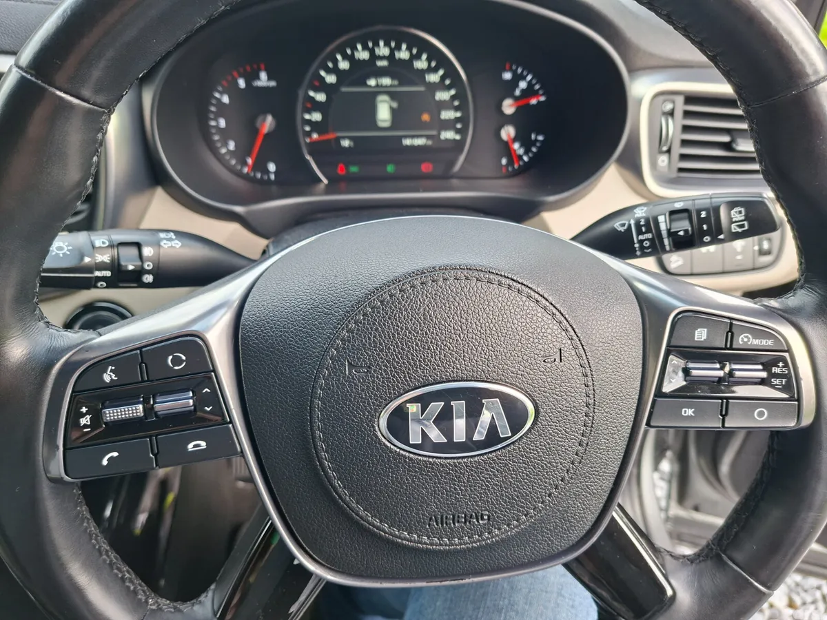 Kia Sorento SUV, Diesel, 2019, Grey
