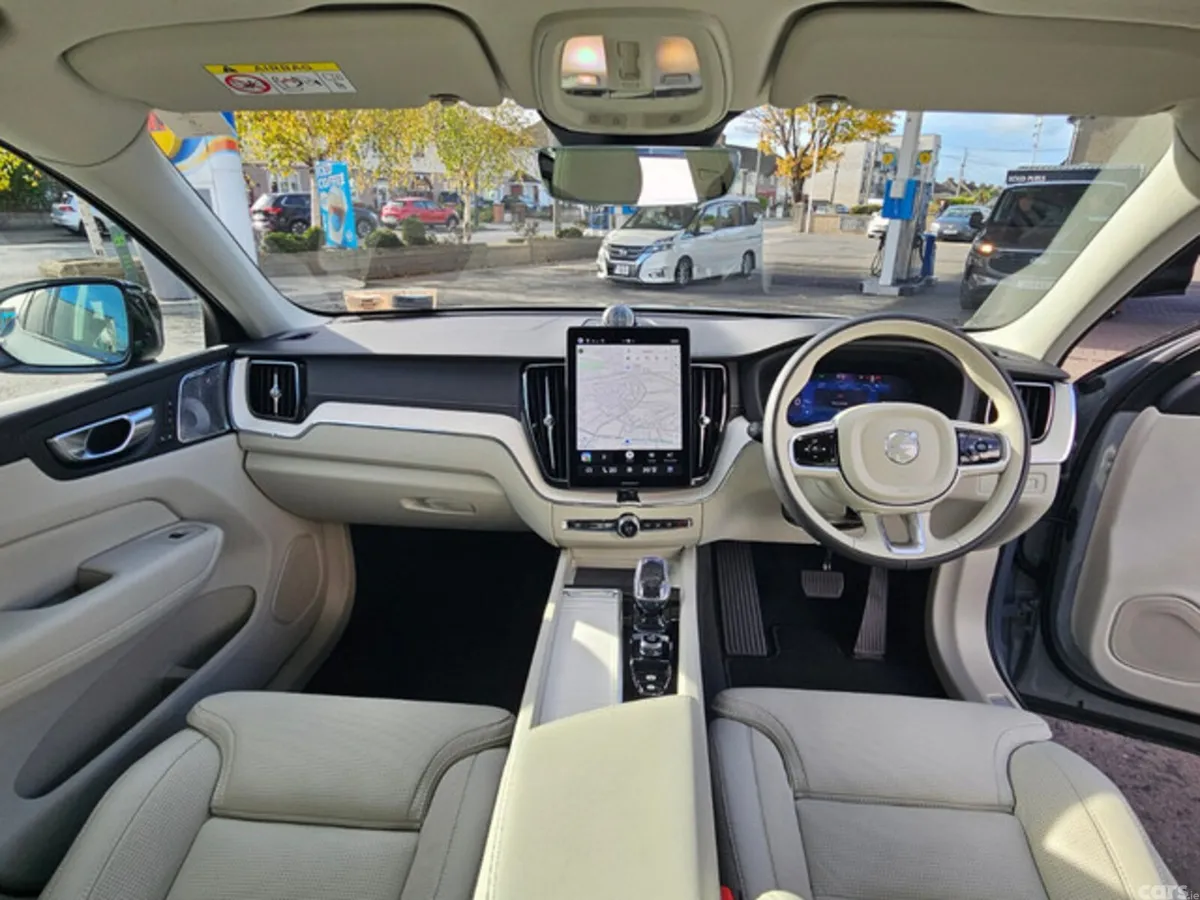 Volvo XC60 Estate, Petrol Plug-in Hybrid, 2026, Grey