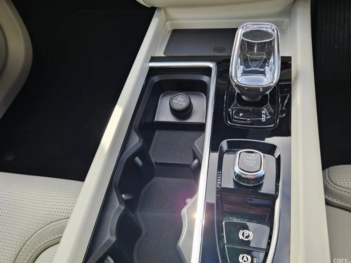 Volvo XC60 Estate, Petrol Plug-in Hybrid, 2026, Grey