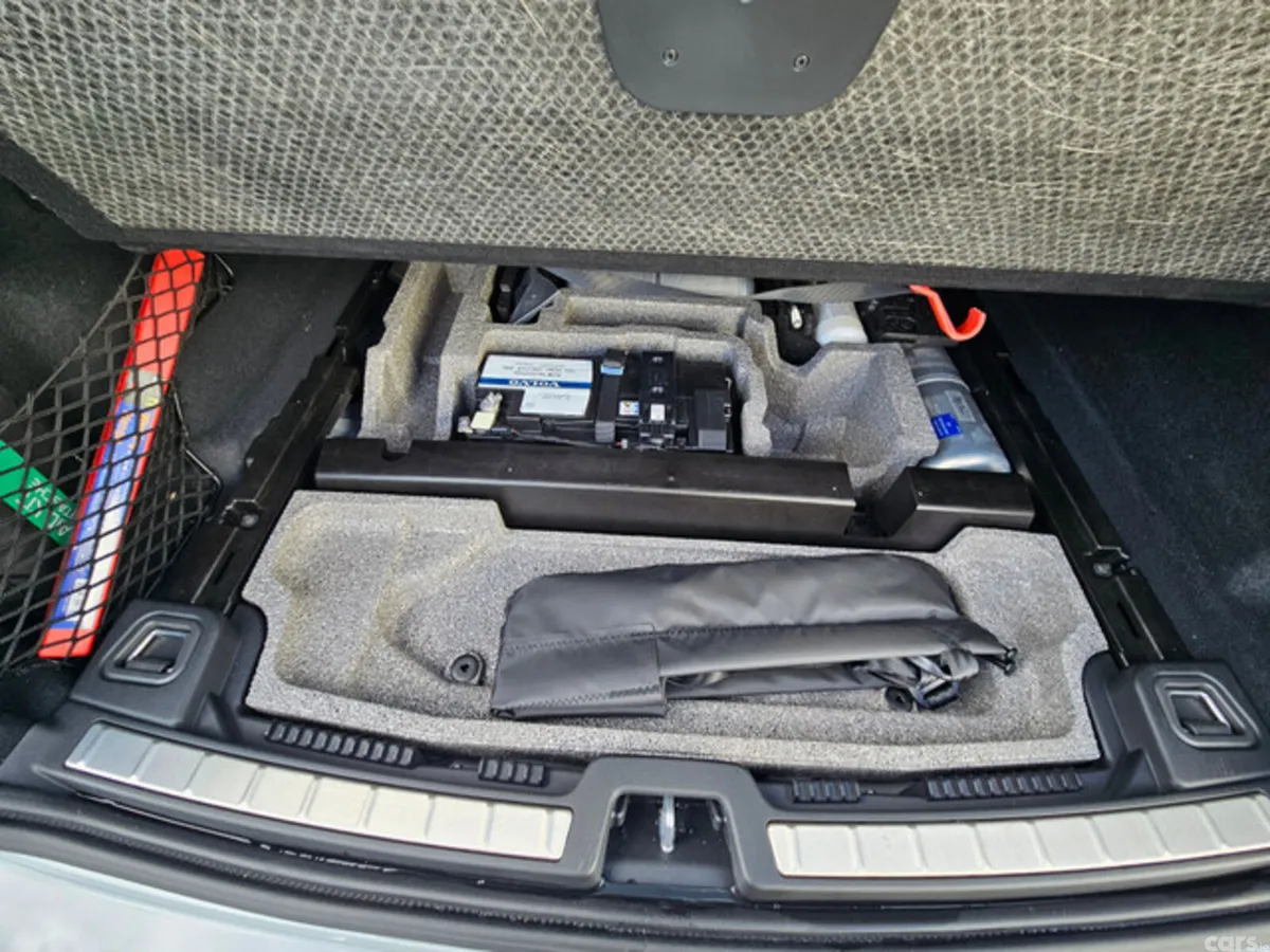 Volvo XC60 Estate, Petrol Plug-in Hybrid, 2026, Grey