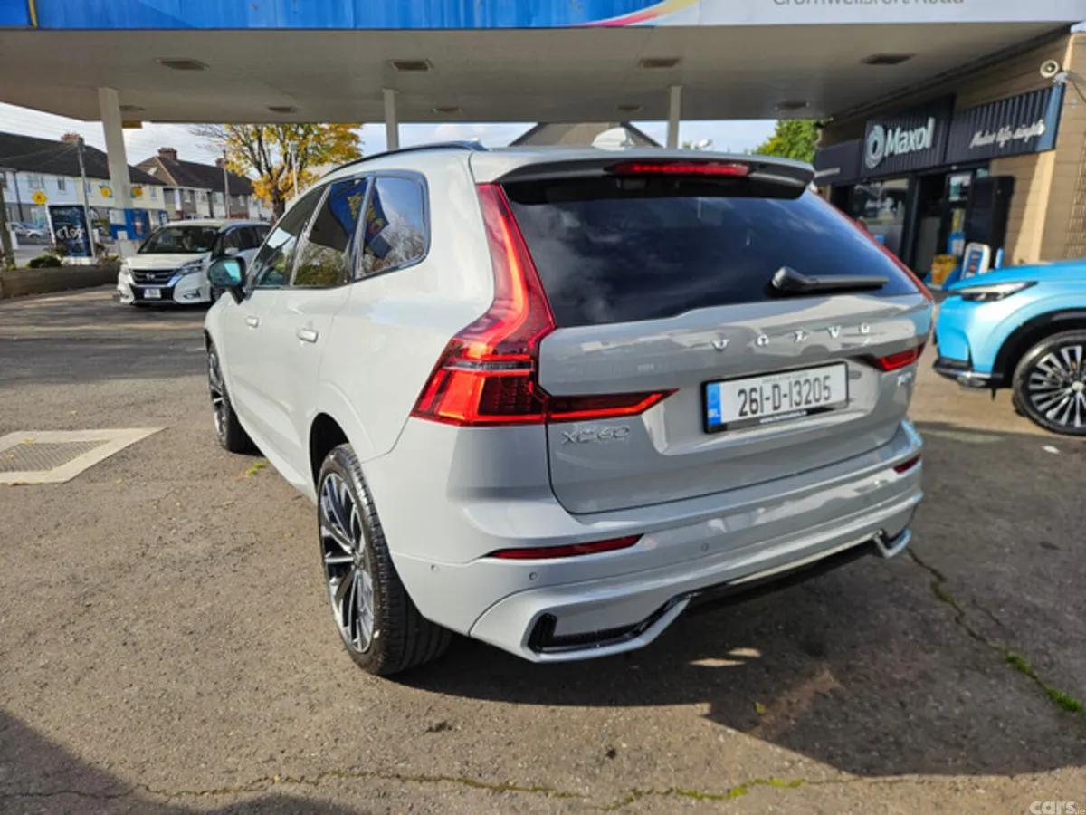 Volvo XC60 Estate, Petrol Plug-in Hybrid, 2026, Grey