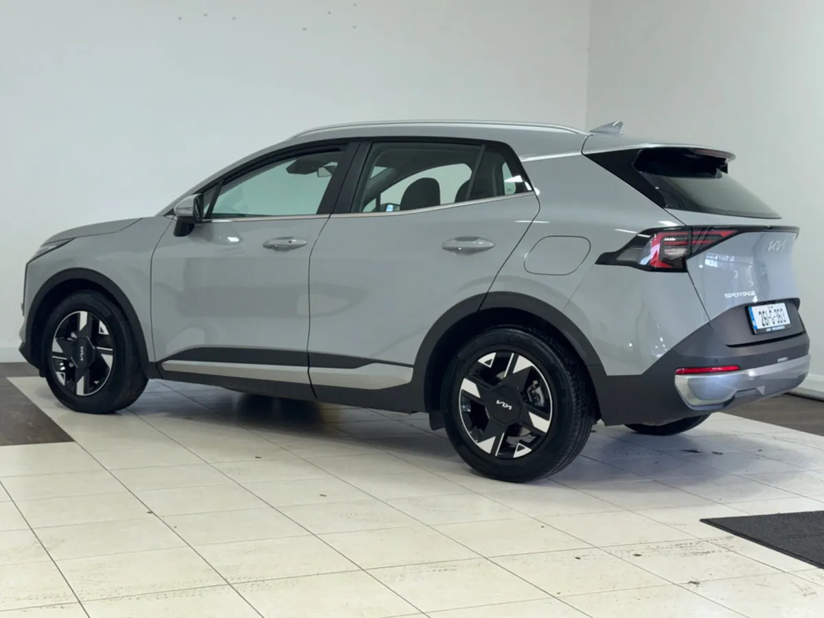 Kia Sportage MPV, Diesel Hybrid, 2026, Grey