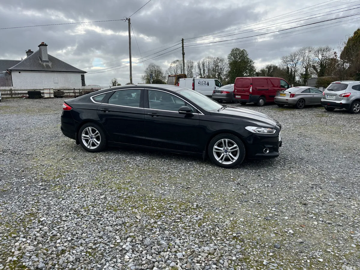 Ford Mondeo Hatchback, Diesel, 2015, Black
