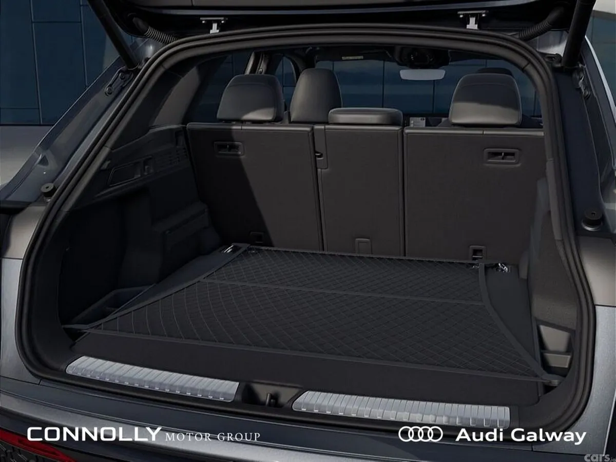 Audi Q5 SUV, Petrol Plug-in Hybrid, 2027, Grey