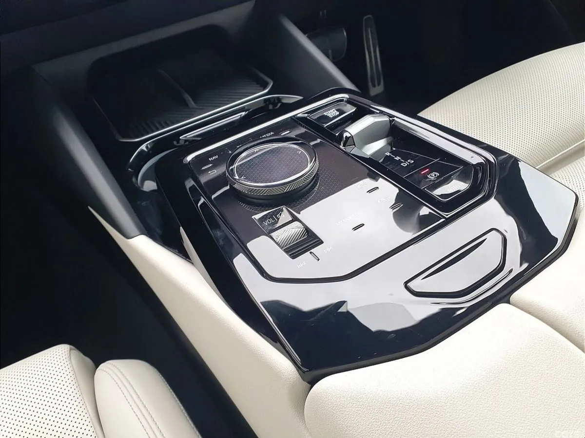 BMW 5-Series Saloon, Petrol Plug-in Hybrid, 2024, Red