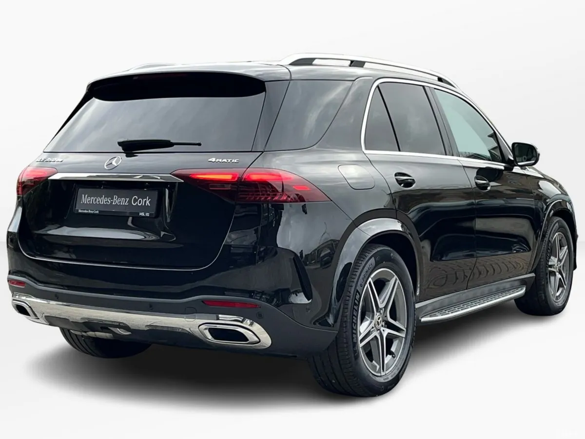 Mercedes-Benz GLE SUV, Diesel Plug-in Hybrid, 2026, Black