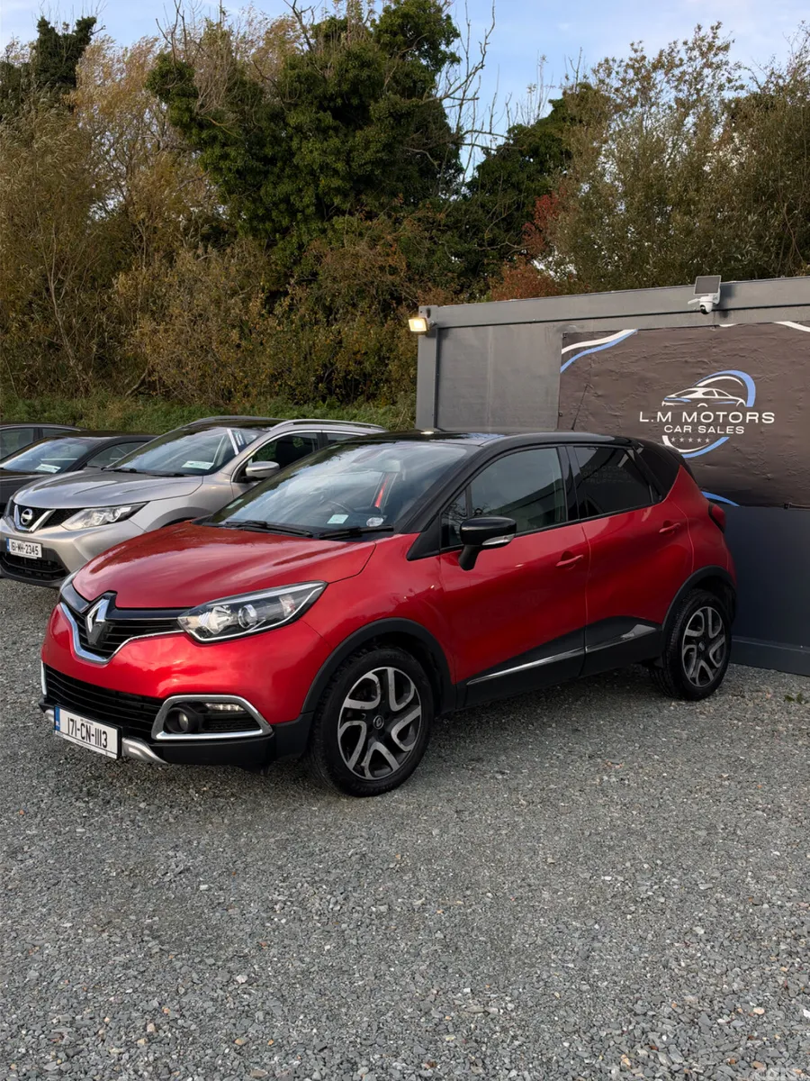 Renault Captur Hatchback, Diesel, 2017, Red