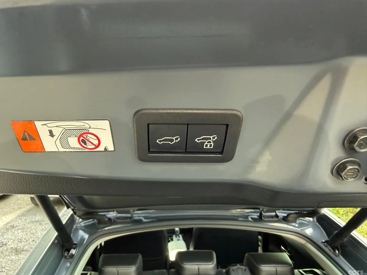 Toyota Prius Saloon, Petrol Hybrid, 2023, Blue
