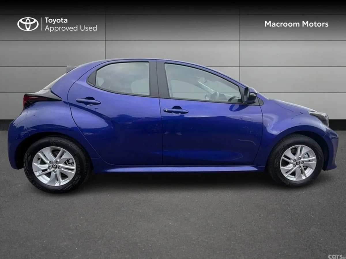Toyota Yaris Hatchback, Petrol Hybrid, 2026, Blue
