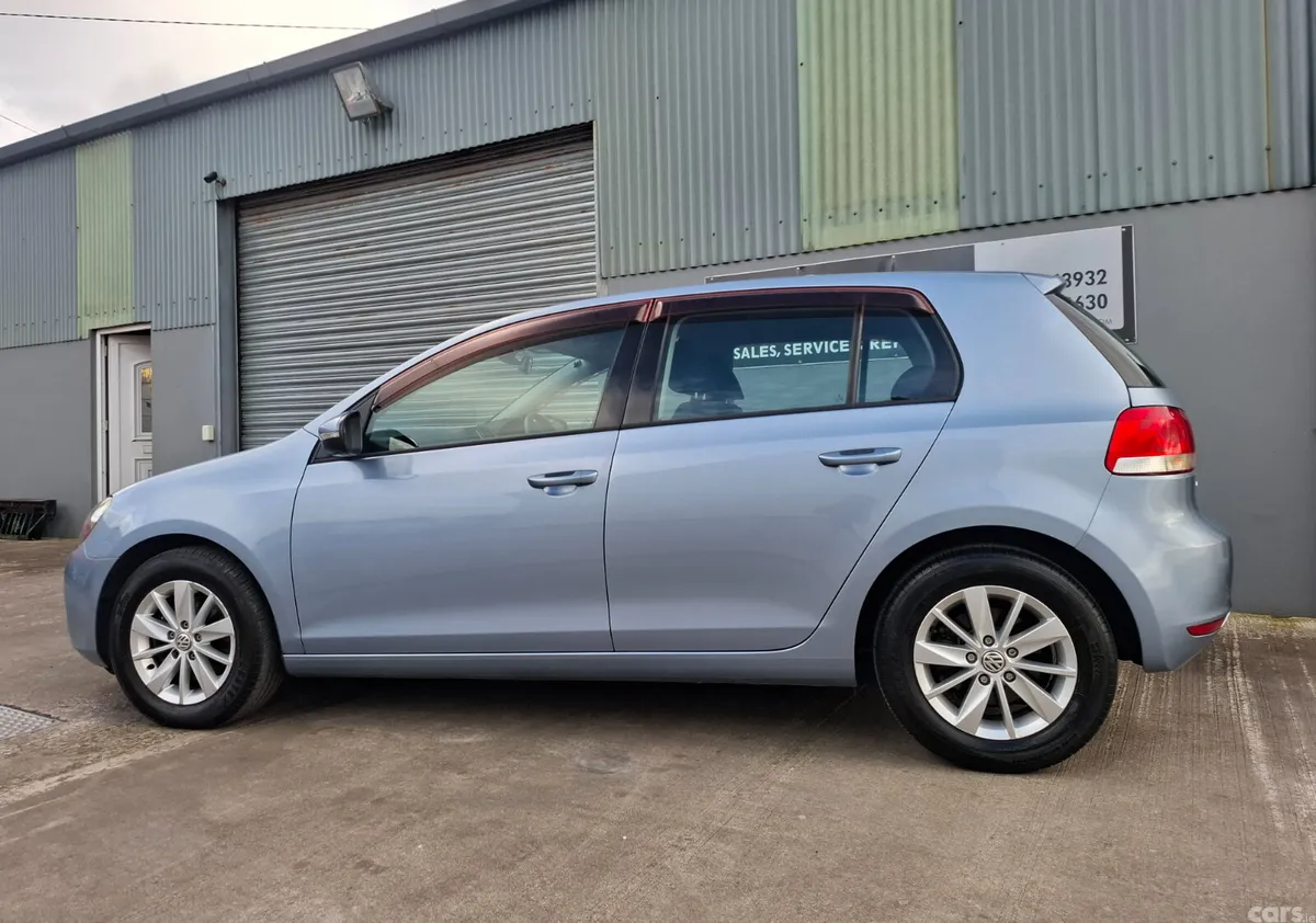 Volkswagen Golf Hatchback, Petrol, 2012, Blue