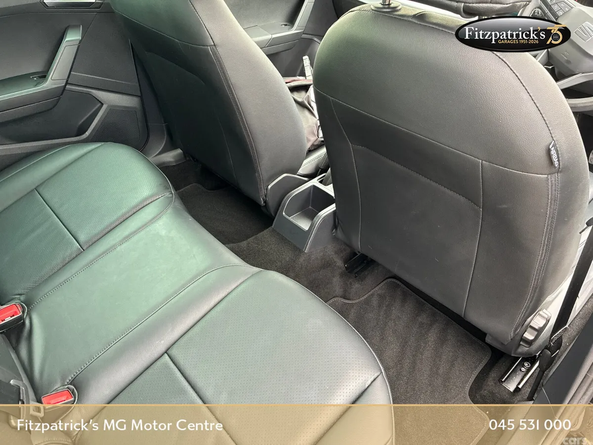 SEAT Arona SUV, Petrol, 2023, Black