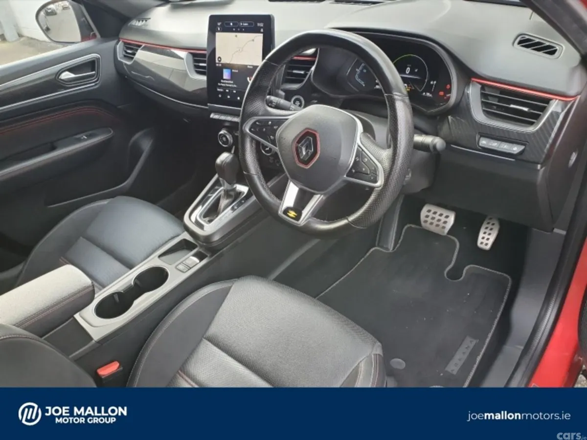 Renault Arkana Hatchback, Petrol, 2022, Red