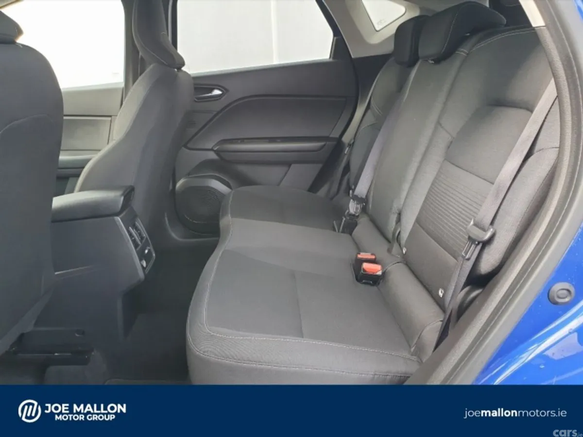 Renault Captur Hatchback, Petrol, 2020, Blue