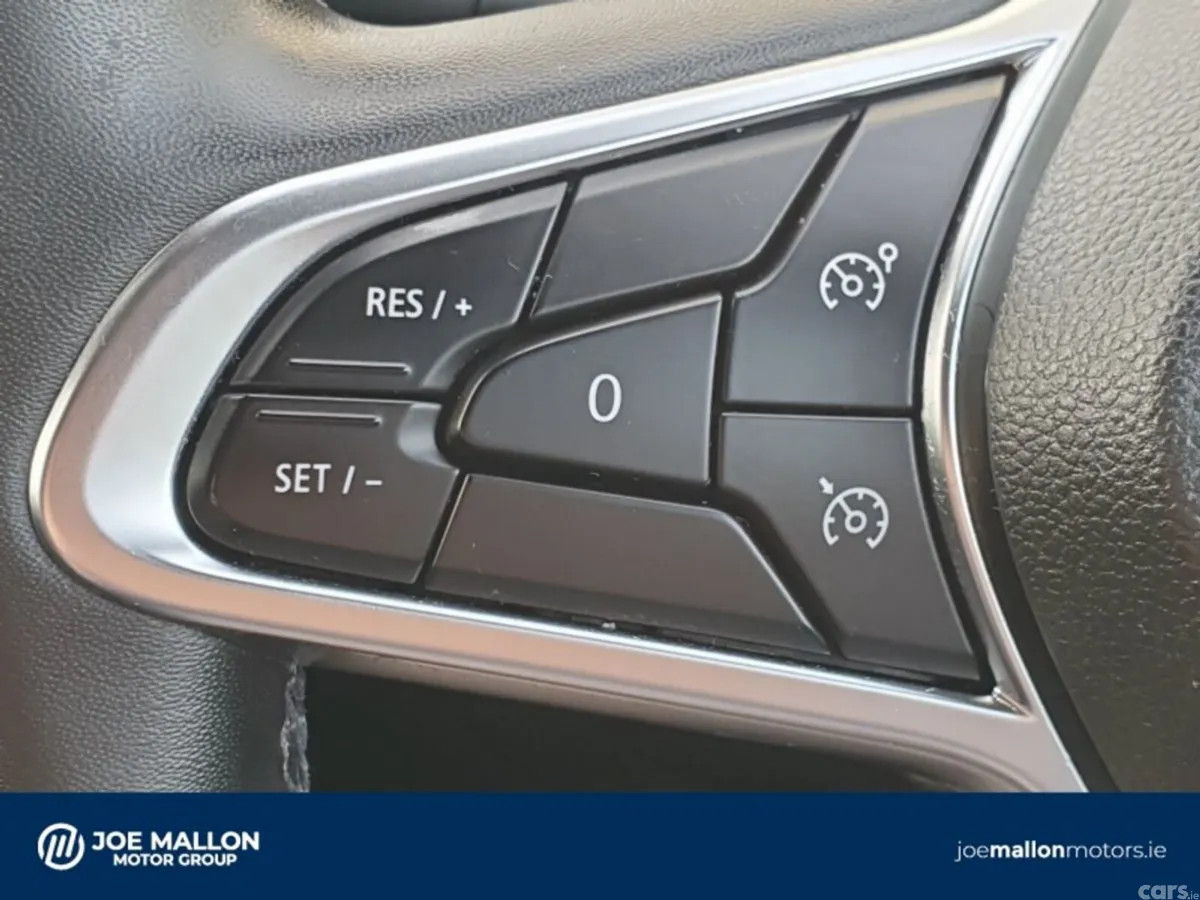Renault Captur Hatchback, Petrol, 2020, Blue
