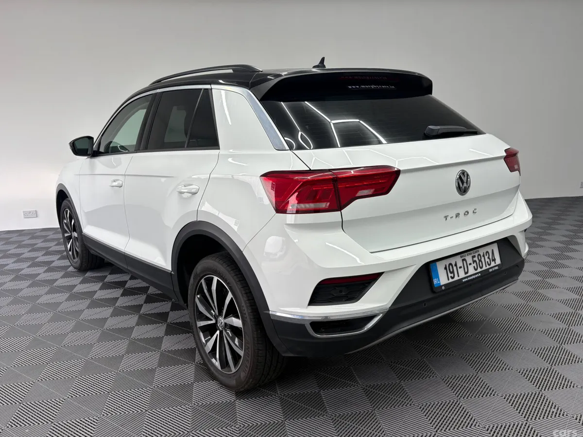 Volkswagen T-Roc SUV, Petrol, 2019, White