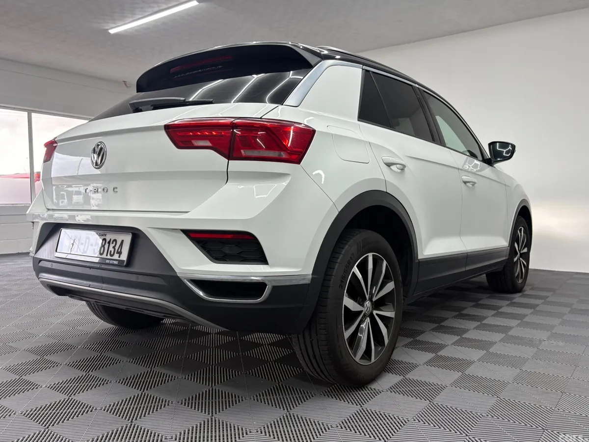 Volkswagen T-Roc SUV, Petrol, 2019, White
