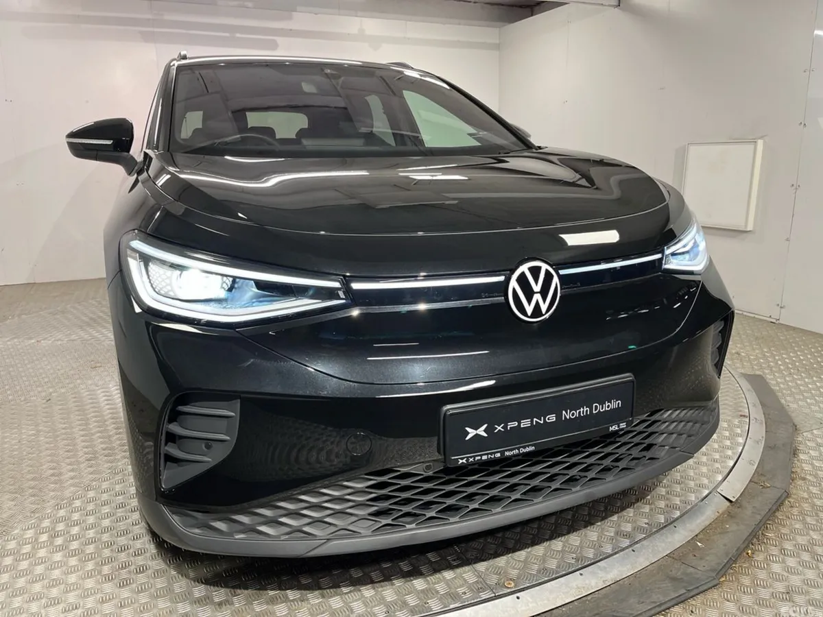 Volkswagen ID.4 SUV, Electric, 2025, Black