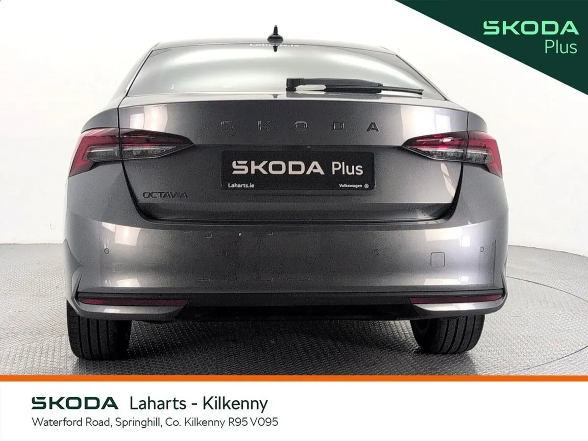 Skoda Octavia Saloon, Diesel, 2026, Grey