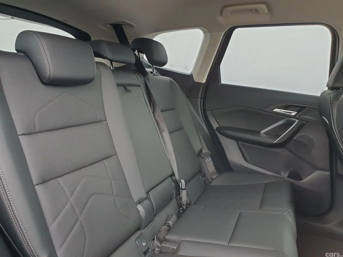 BMW iX1 SUV, Electric, 2026, Blue