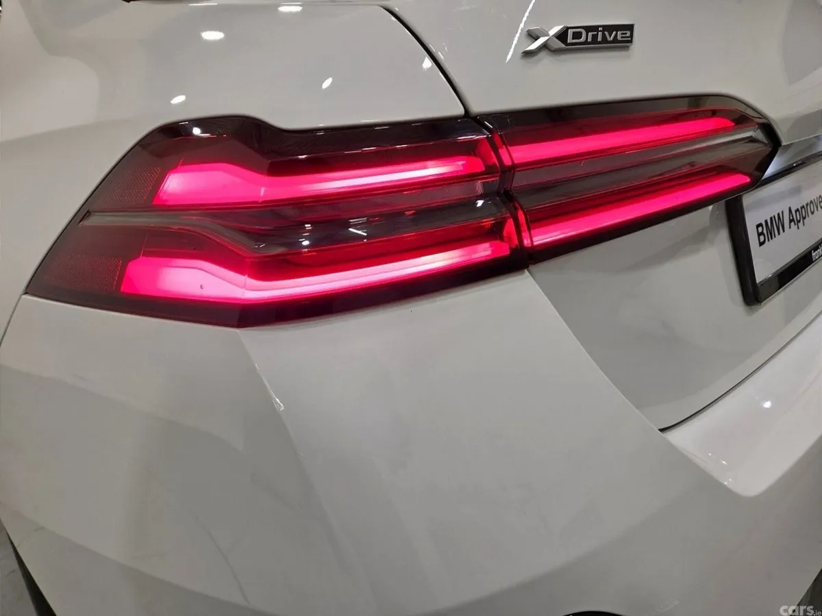 BMW 5-Series Saloon, Petrol Plug-in Hybrid, 2024, White