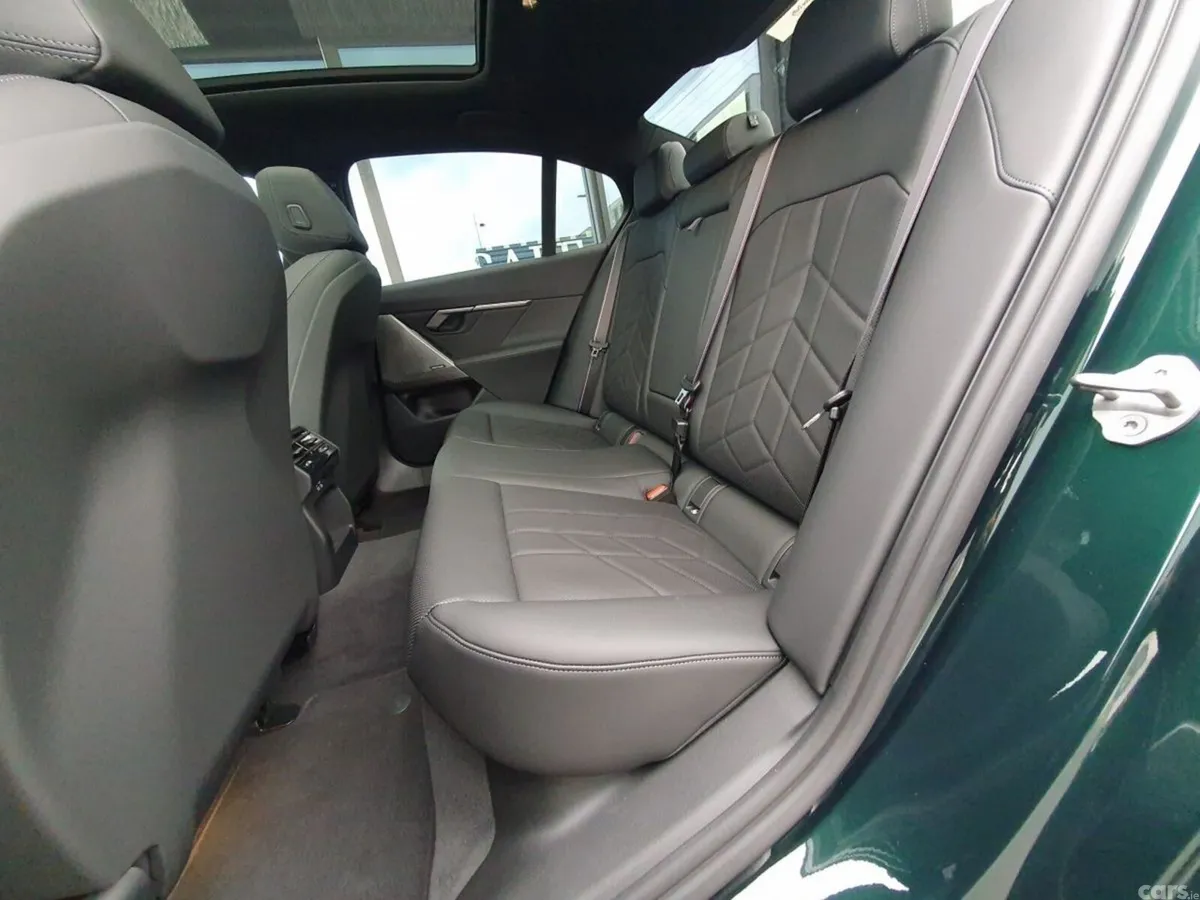 BMW 5-Series Saloon, Petrol Plug-in Hybrid, 2026, Green