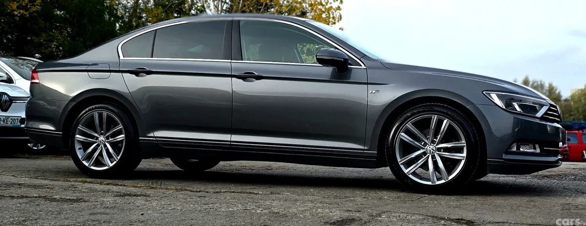 Volkswagen Passat Saloon, Diesel, 2015, Grey