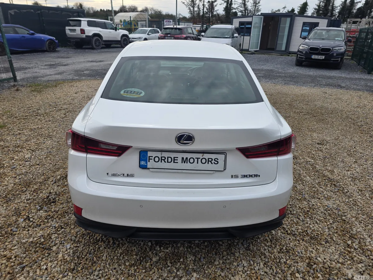 Lexus IS Saloon, Petrol Hybrid, 2013, White