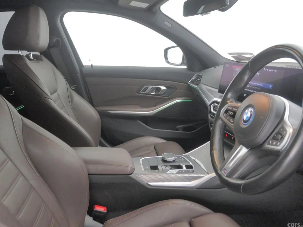 BMW 3-Series Saloon, Petrol Plug-in Hybrid, 2023, Grey
