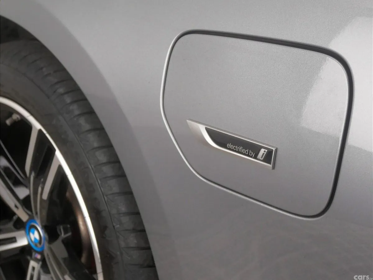 BMW 3-Series Saloon, Petrol Plug-in Hybrid, 2023, Grey