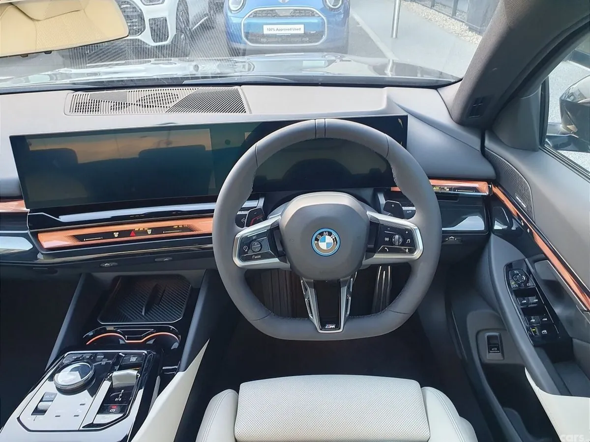 BMW 5-Series Saloon, Petrol Plug-in Hybrid, 2026, Black