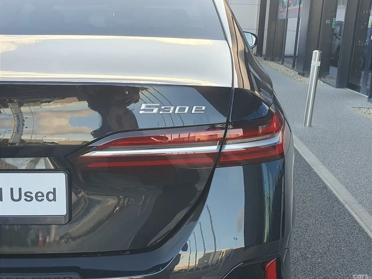 BMW 5-Series Saloon, Petrol Plug-in Hybrid, 2026, Black