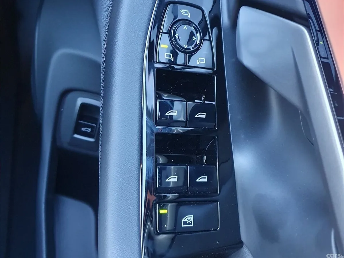BMW 5-Series Saloon, Petrol Plug-in Hybrid, 2026, Black