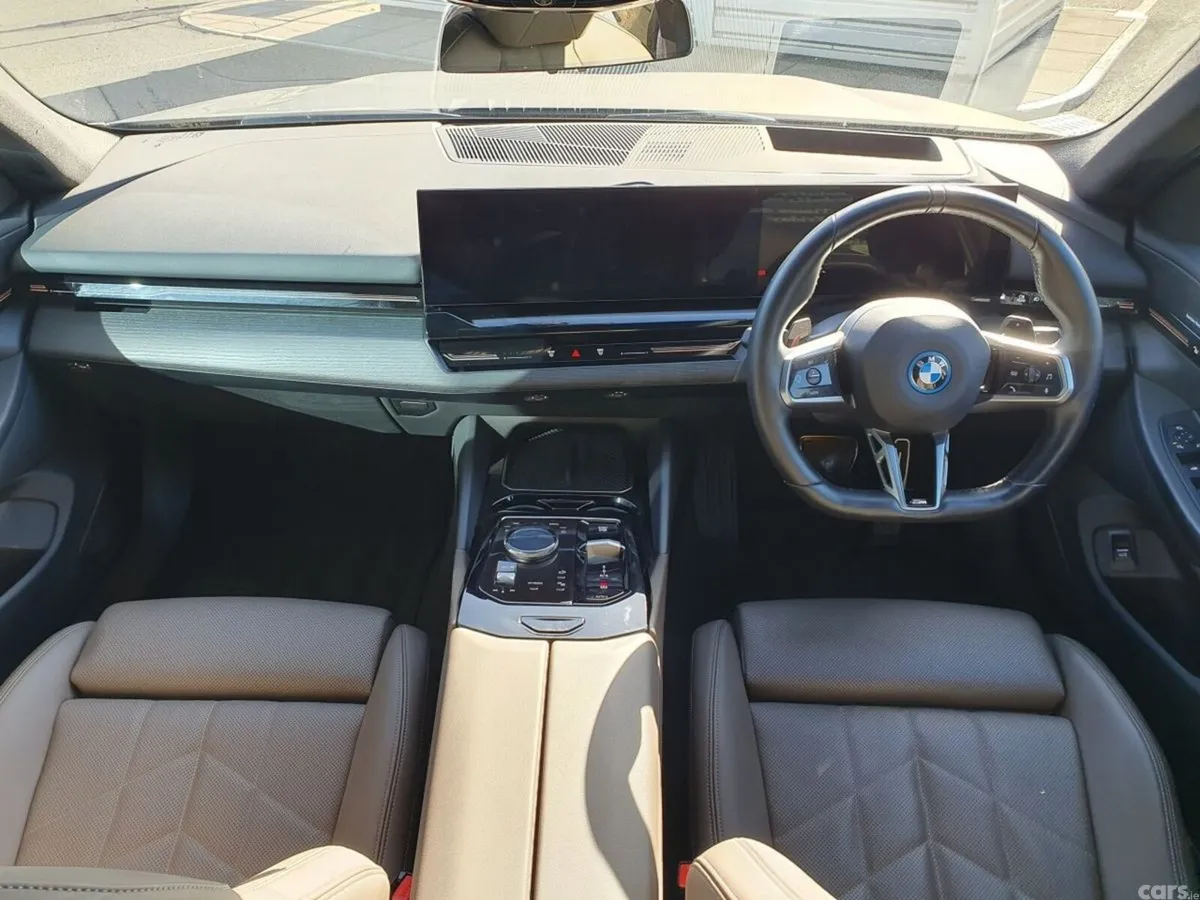 BMW 5-Series Saloon, Petrol Plug-in Hybrid, 2024, Grey