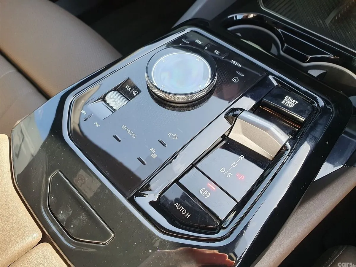 BMW 5-Series Saloon, Petrol Plug-in Hybrid, 2024, Grey