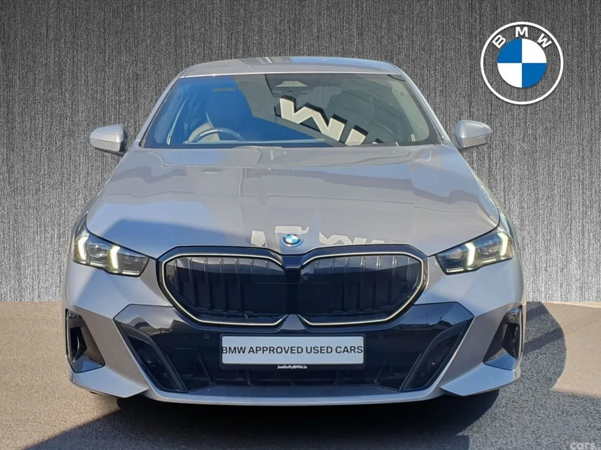 BMW 5-Series Saloon, Petrol Plug-in Hybrid, 2024, Grey