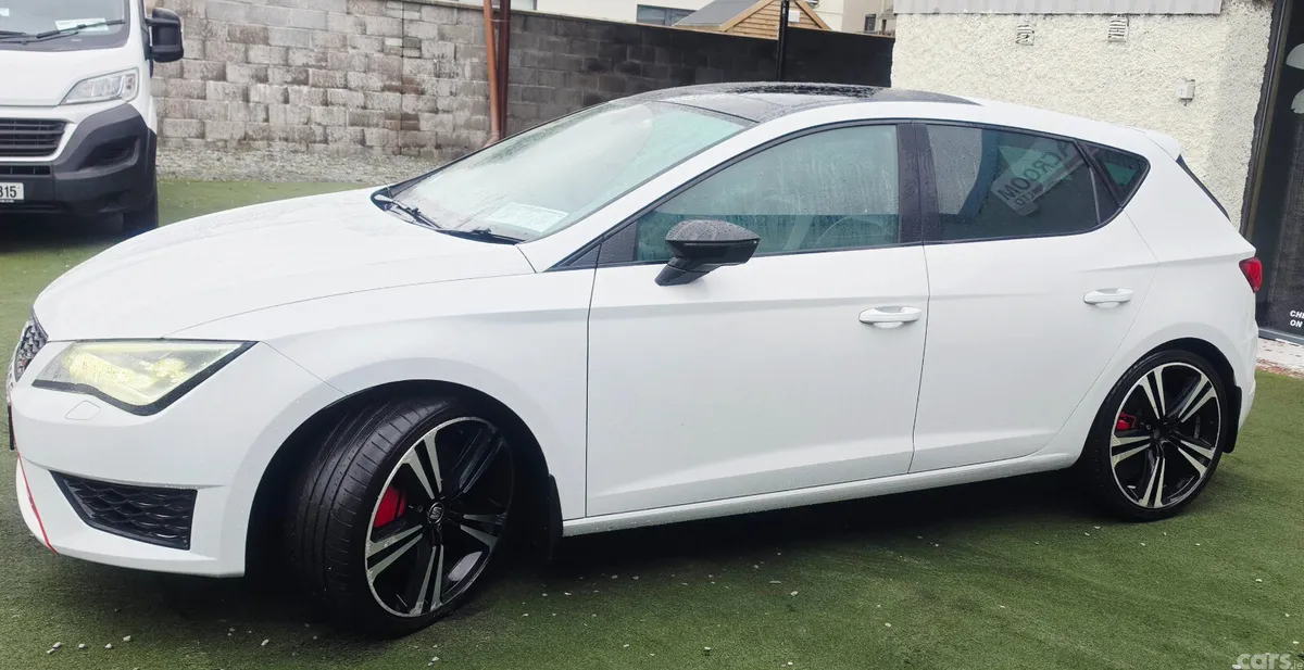 SEAT Leon Hatchback, Petrol, 2017, White