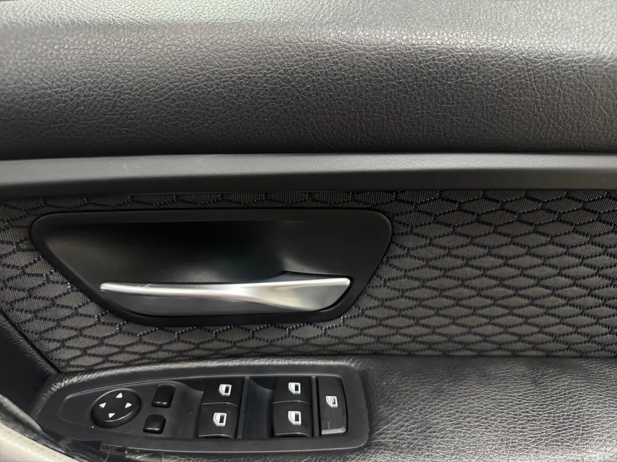 BMW 3-Series Saloon, Diesel, 2015, Red