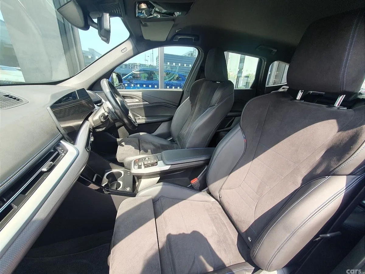 BMW iX1 SUV, Electric, 2023, Blue