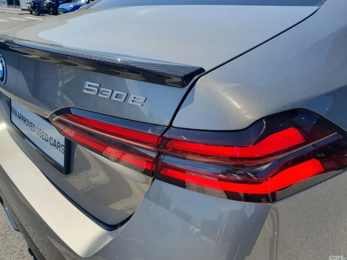 BMW 5-Series Saloon, Petrol Plug-in Hybrid, 2026, Grey