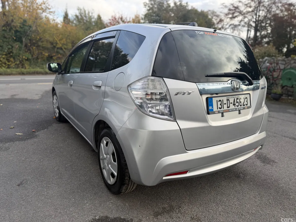Honda Fit Hatchback, Petrol Hybrid, 2013, Silver