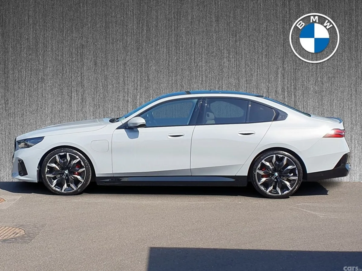 BMW 5-Series Saloon, Petrol Plug-in Hybrid, 2026, Grey