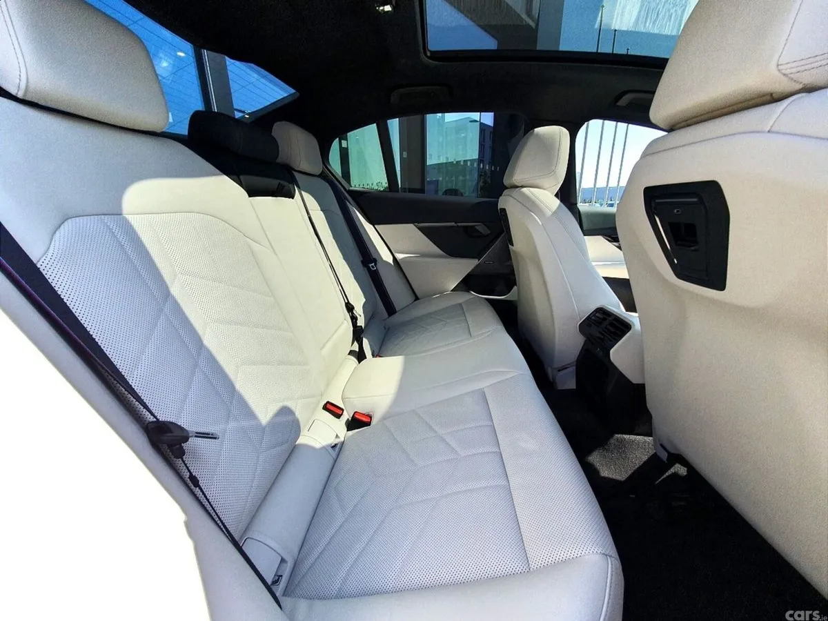 BMW 5-Series Saloon, Petrol Plug-in Hybrid, 2026, Grey