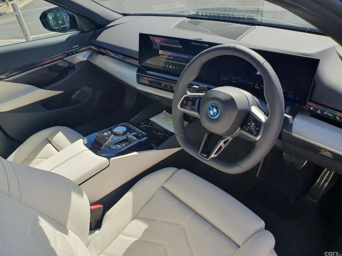 BMW 5-Series Saloon, Petrol Plug-in Hybrid, 2026, Black