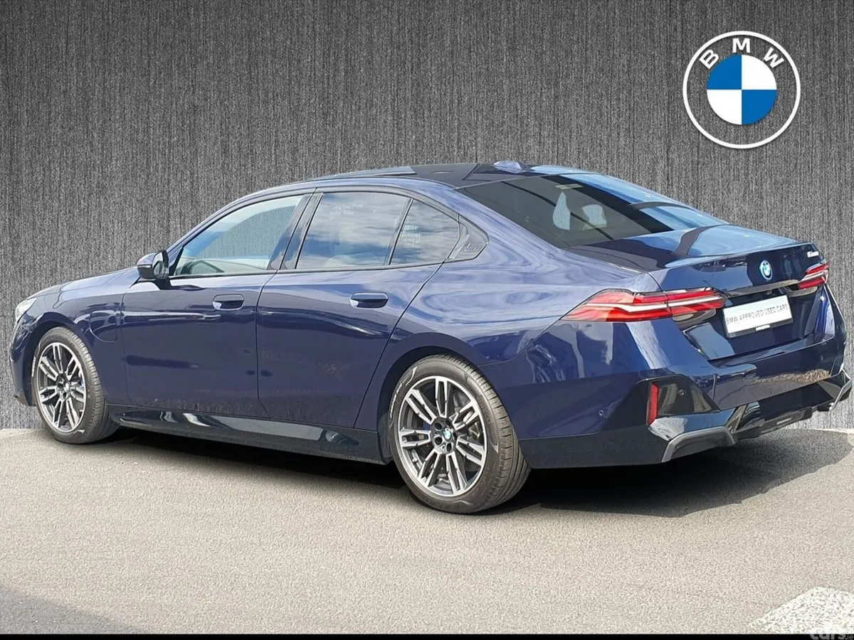 BMW 5-Series Saloon, Petrol Plug-in Hybrid, 2026, Blue