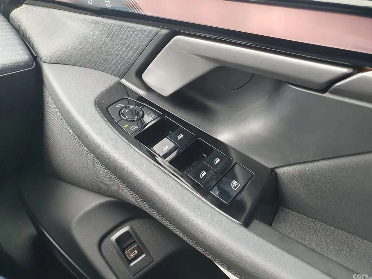BMW 5-Series Saloon, Petrol Plug-in Hybrid, 2026, Blue