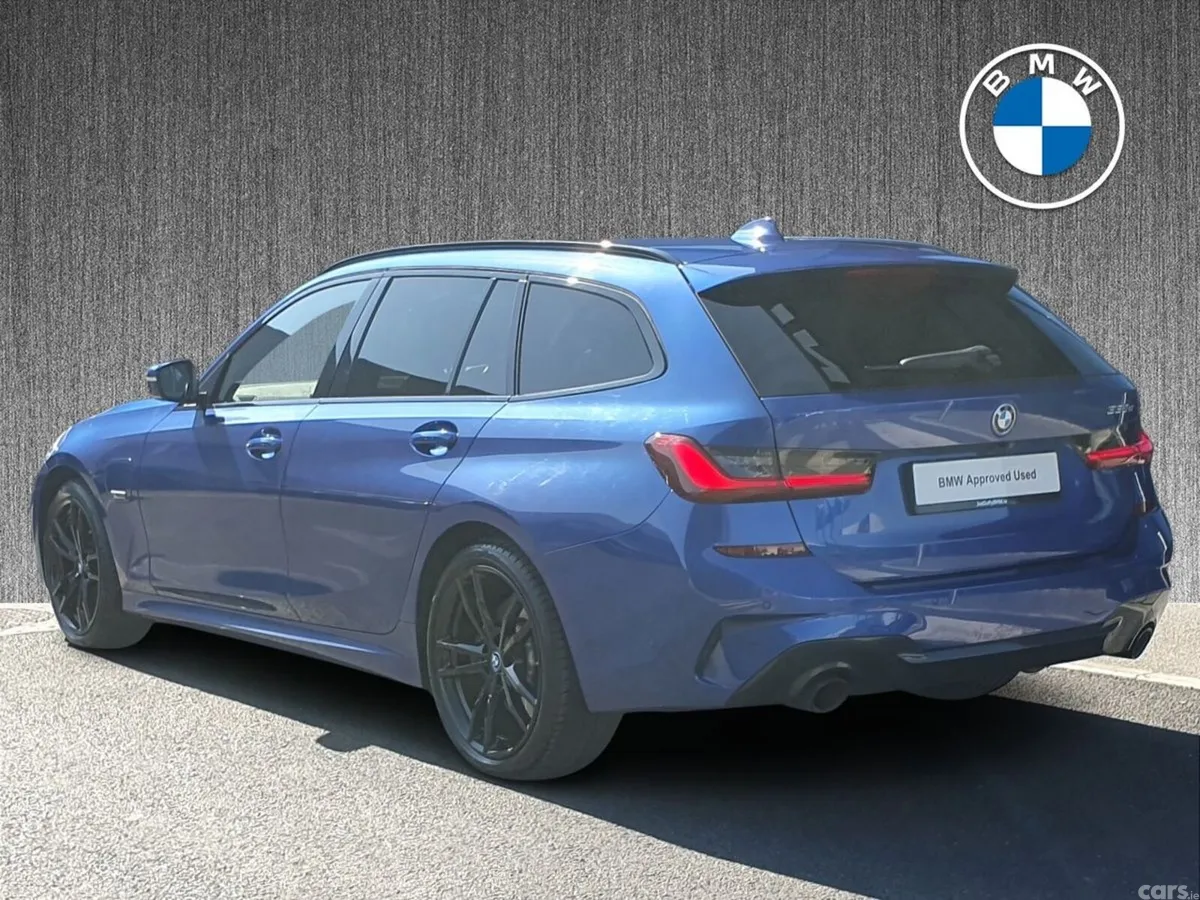 BMW 3-Series Estate, Petrol Plug-in Hybrid, 2021, Blue