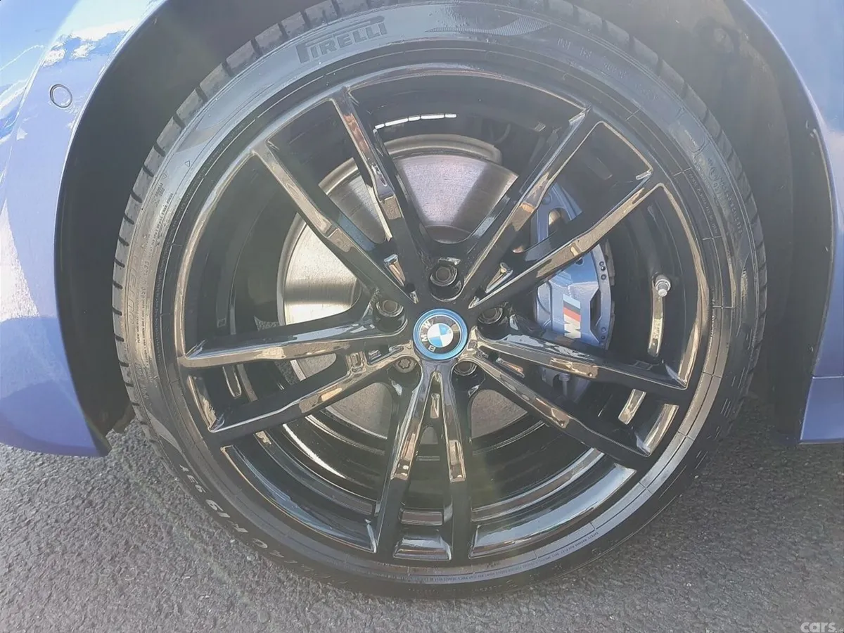 BMW 3-Series Estate, Petrol Plug-in Hybrid, 2021, Blue