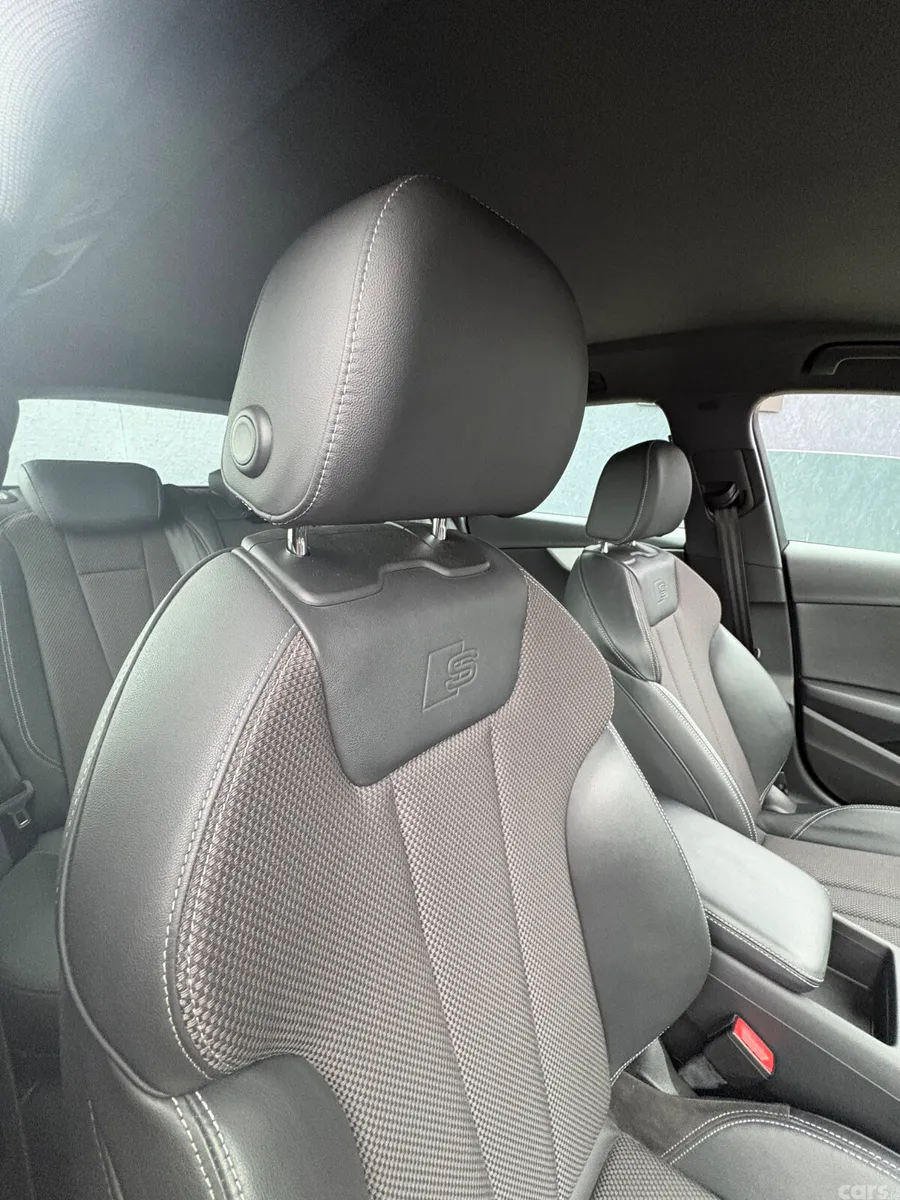 Audi A4 Estate, Petrol, 2017, Black